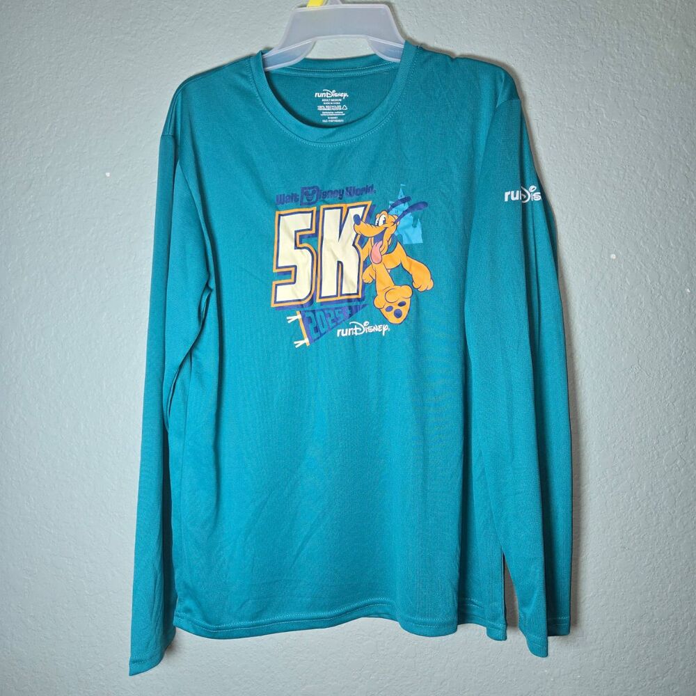 runDisney 2025 Disney Marathon Weekend 5K Pluto Adult M Shirt
